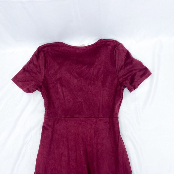 Womens Burgundy Dress Anthropologie Style PAPER CRANE Brand Plunge Velvet Feel - Picture 12 of 12